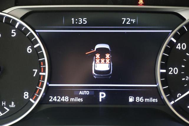 Photo of 2022 Scarlet Ember Tintcoat Nissan Pathfinder