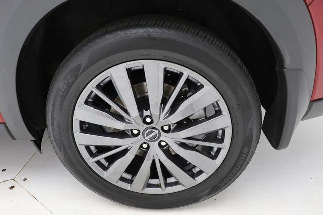 Photo of 2022 Scarlet Ember Tintcoat Nissan Pathfinder