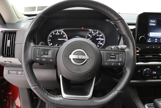 Photo of 2022 Scarlet Ember Tintcoat Nissan Pathfinder