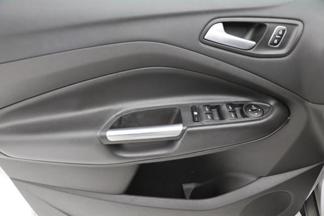 Photo of 2017 Ingot Silver Ford Escape