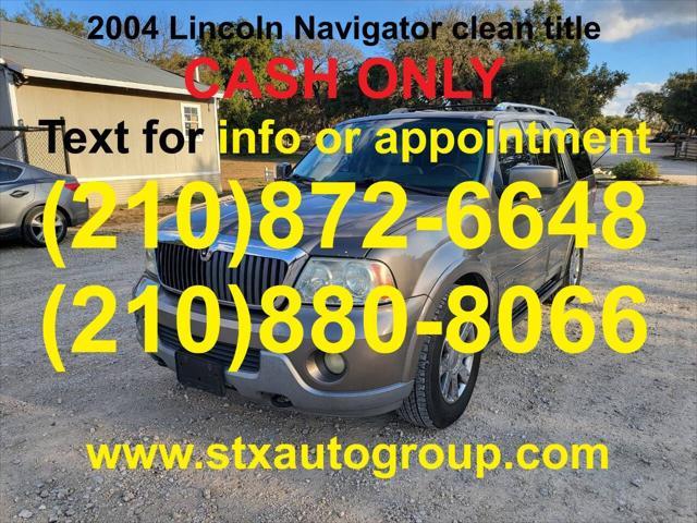 2004 Lincoln Navigator