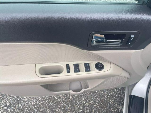 Photo of 2008 Silver Mercury Milan