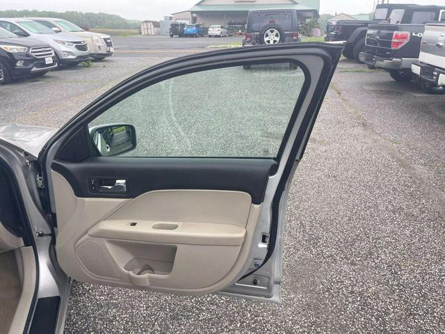 Photo of 2008 Silver Mercury Milan