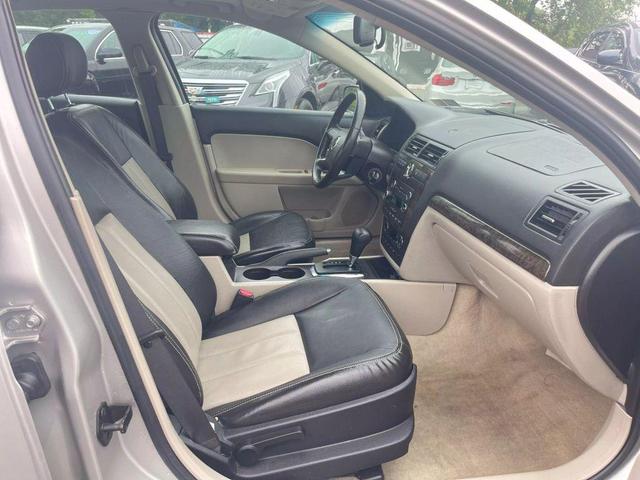 Photo of 2008 Silver Mercury Milan