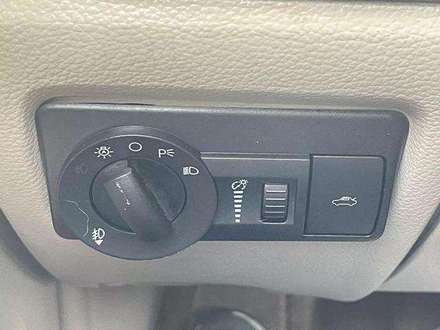 Photo of 2008 Silver Mercury Milan