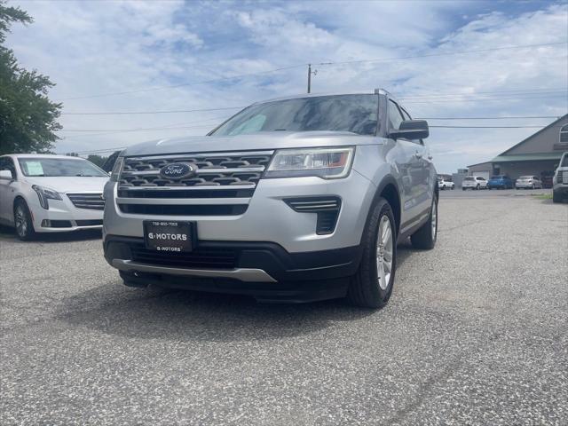 Photo of 2018 Ingot Silver Metallic Ford Explorer