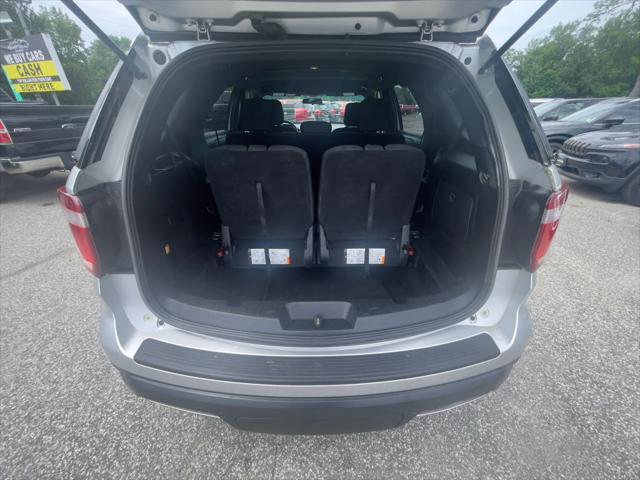 Photo of 2018 Ingot Silver Metallic Ford Explorer