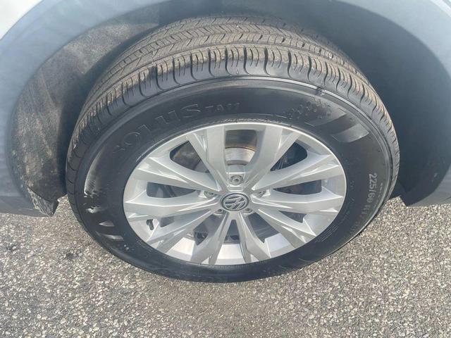 Photo of 2018 White Volkswagen Tiguan