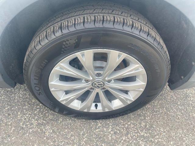 Photo of 2018 White Volkswagen Tiguan