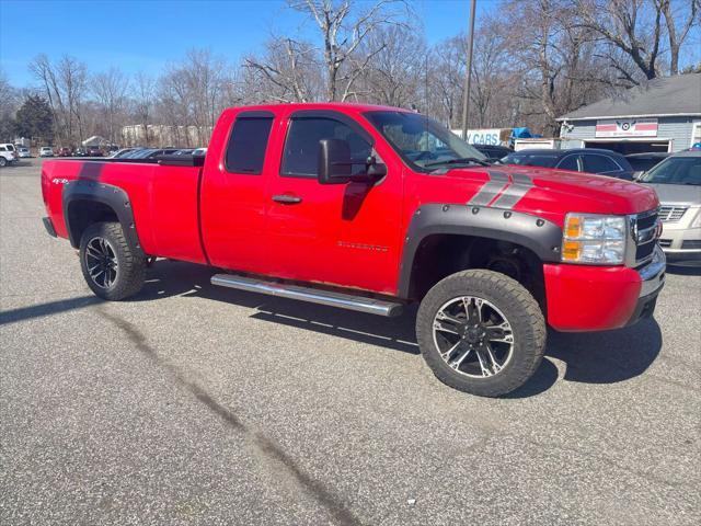 Photo of 2010 Red Chevrolet Silverado 1500