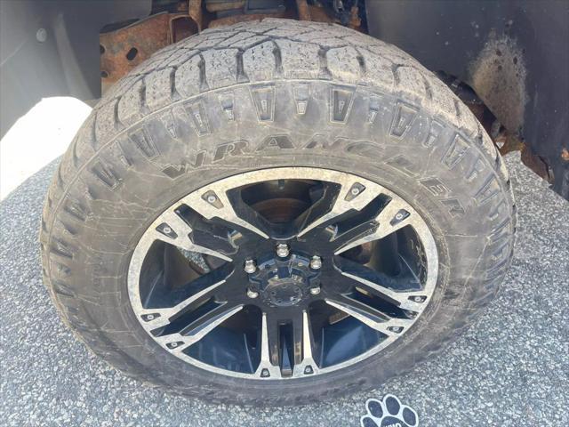 Photo of 2010 Red Chevrolet Silverado 1500