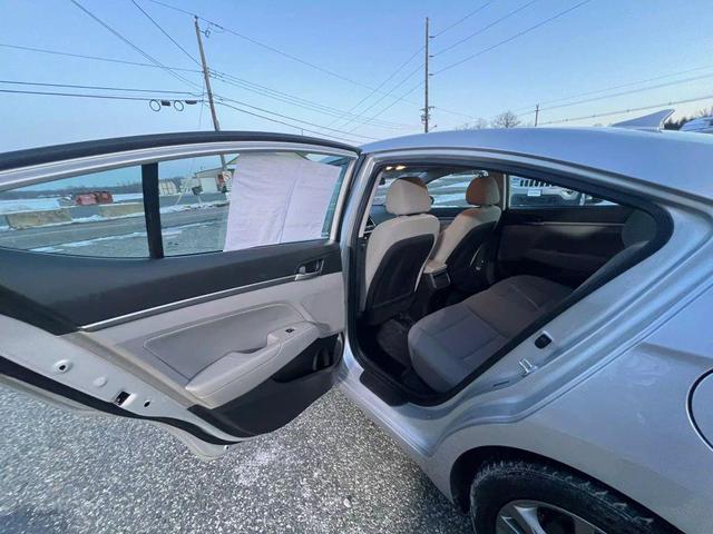 Photo of 2018 Symphony Silver Hyundai ELANTRA