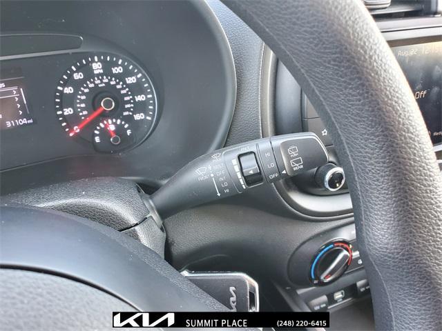 Photo of 2022 Snow White Pearl Kia Soul