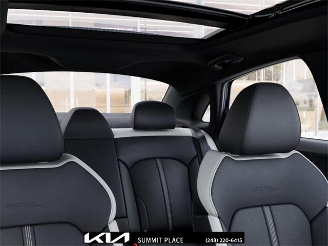 Photo of 2026 Yacht Blue Kia K5