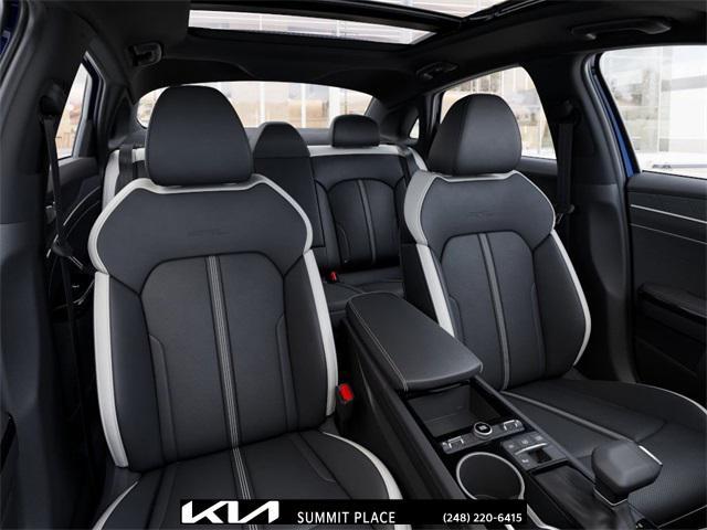 Photo of 2026 Yacht Blue Kia K5