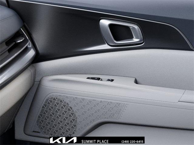 Photo of 2026 Ivory Silver Kia Carnival