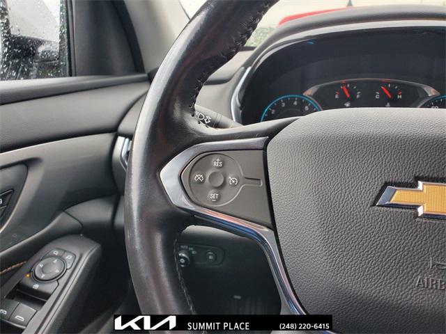 Photo of 2019 Silver Ice Metallic Chevrolet Traverse