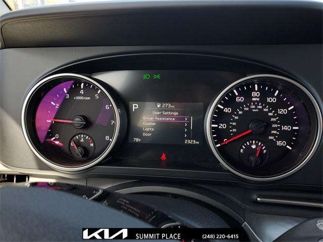Photo of 2024 Aurora Black Pearl Kia Carnival