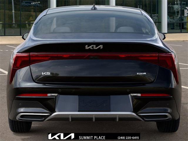 Photo of 2026 Aurora Black Pearl Kia K5