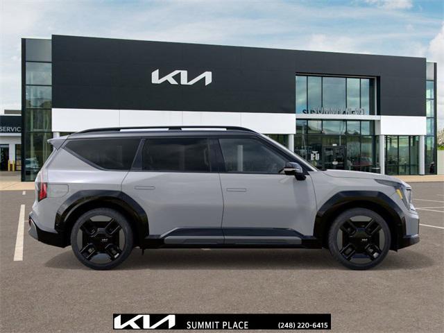 Photo of 2026 Wolf Gray/Ebony Black Roof Kia EV9