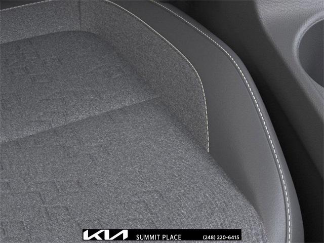 Photo of 2026 Clear White/Black Roof Kia Seltos