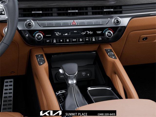 Photo of 2025 Glacial White Pearl Kia Telluride