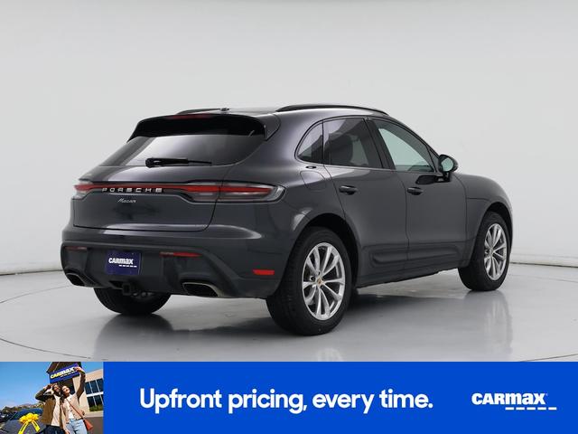 Photo of 2022 Gray Porsche Macan