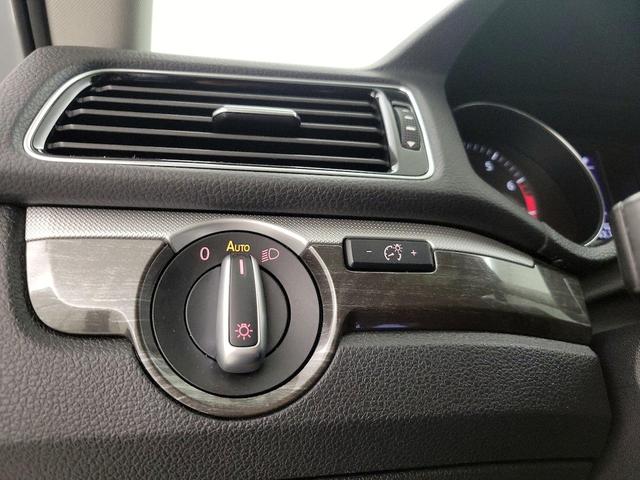 Photo of 2017 Silver Volkswagen Passat