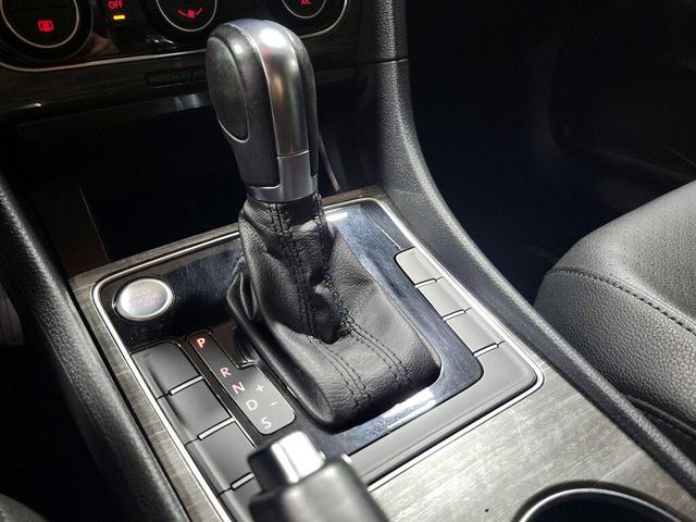 Photo of 2017 Silver Volkswagen Passat