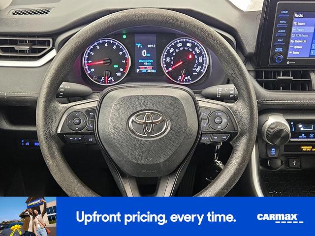 Photo of 2022 White Toyota RAV4