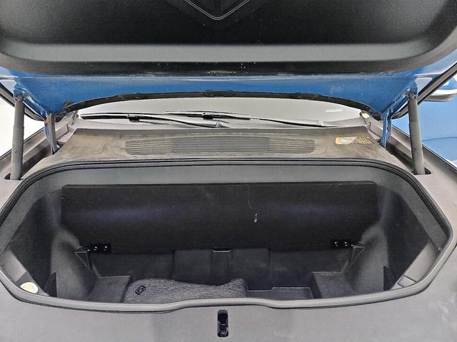 Photo of 2022 Blue Rivian R1S