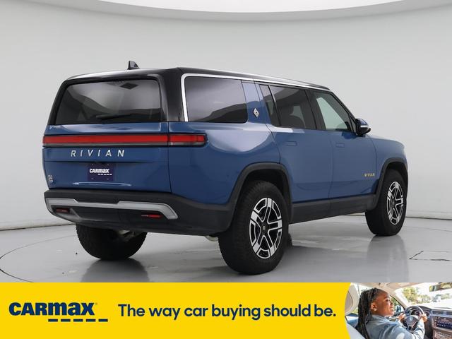 Photo of 2022 Blue Rivian R1S