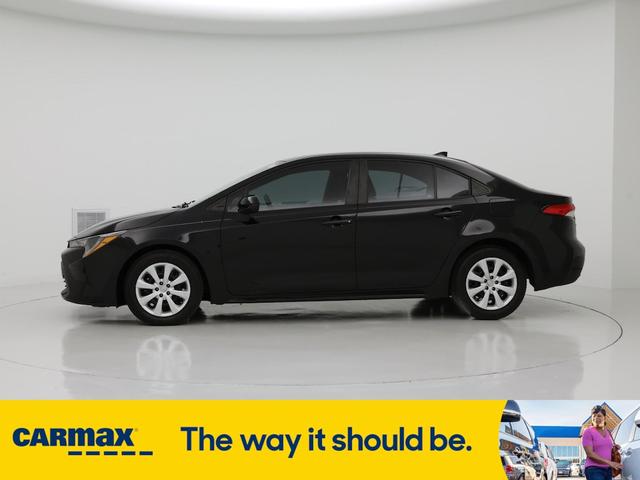 Photo of 2023 Black Toyota Corolla