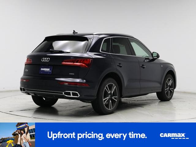 Photo of 2020 Blue Audi Q5 e