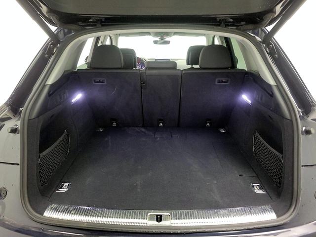 Photo of 2020 Blue Audi Q5 e