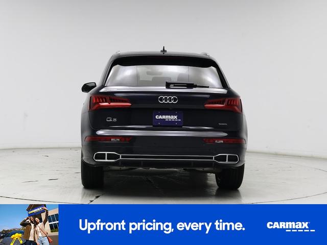 Photo of 2020 Blue Audi Q5 e