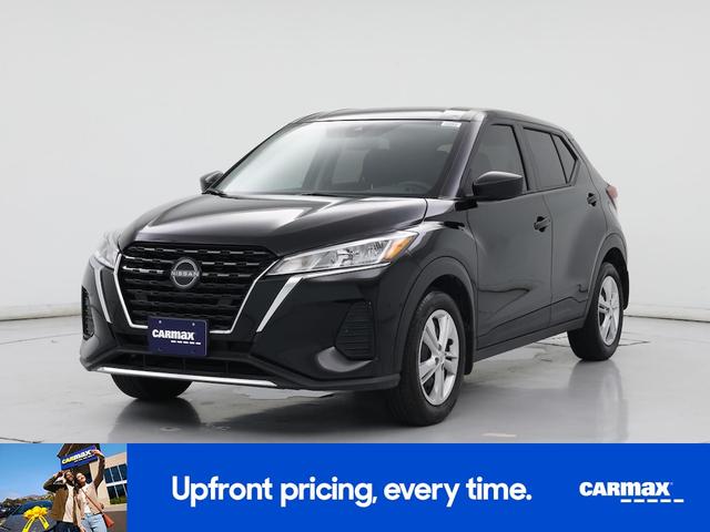 Photo of 2024 Black Nissan Kicks