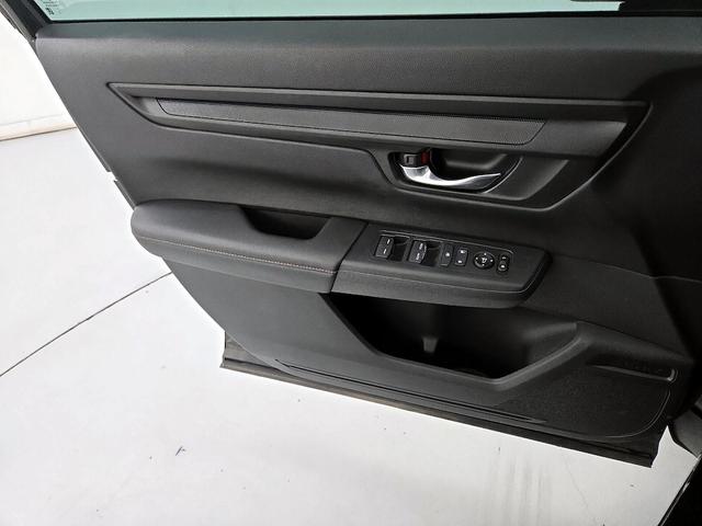 Photo of 2023 Black Honda CR-V Hybrid