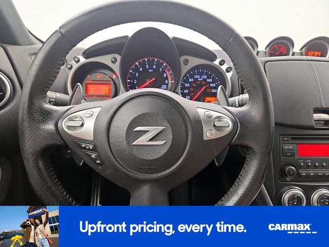 Photo of 2015 White Nissan 370Z