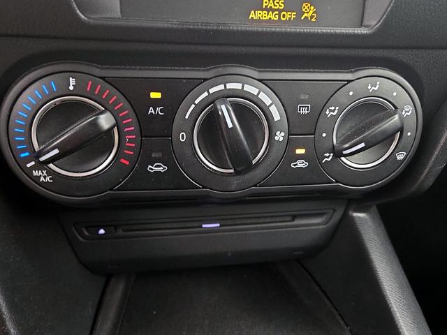 Photo of 2014 Brown Mazda Mazda3