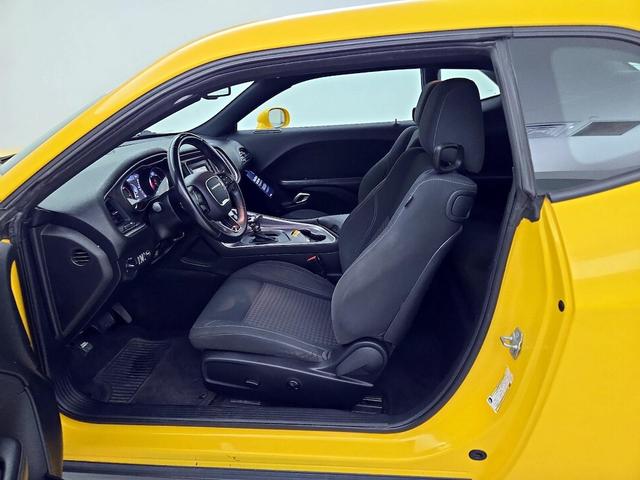 Photo of 2019 Yellow Dodge Challenger