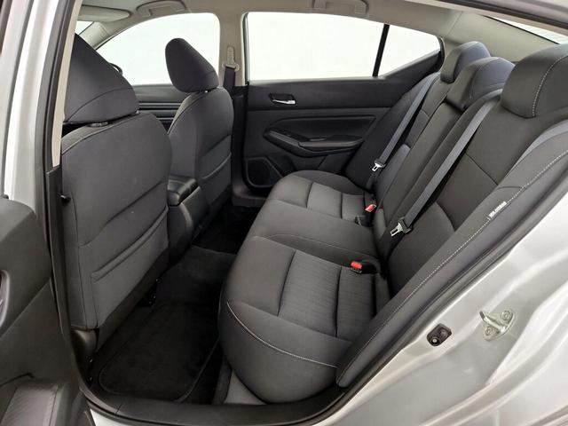 Photo of 2020 Silver Nissan Altima