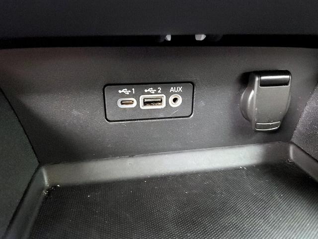 Photo of 2020 Silver Nissan Altima