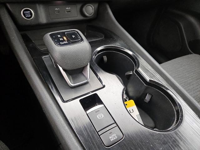 Photo of 2022 Blue Nissan Rogue
