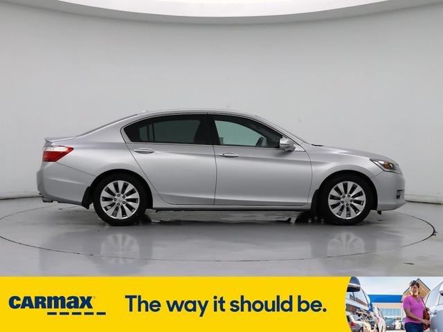 Photo of 2015 Silver Honda Accord
