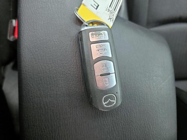 Photo of 2015 Silver Mazda Mazda3