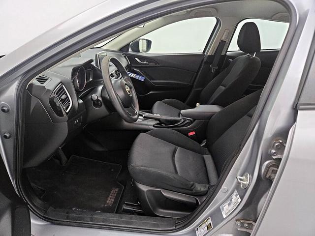 Photo of 2015 Silver Mazda Mazda3