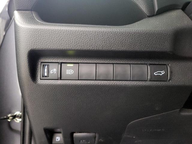 Photo of 2023 Gray Toyota RAV4 Hybrid