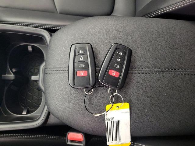 Photo of 2023 Gray Toyota RAV4 Hybrid