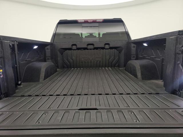 Photo of 2021 Black GMC Sierra 1500